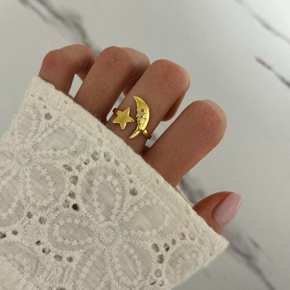Sku0286‎ Retro Gold Moon Shape Women Fashion Ring Stainless steel + gift bag